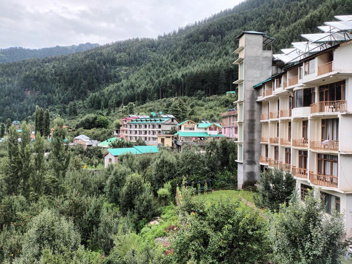 Sarthak Resorts-Reside In Nature With Best View, 9 Kms From Mall Road Manali — Photos 3